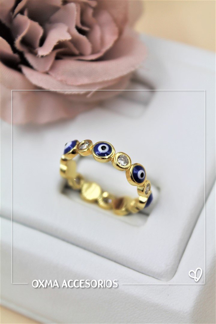 anillo ojo y circon